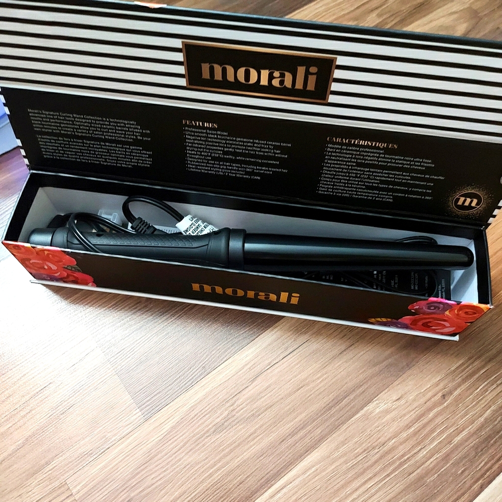 Beautiful Onyx Curling iron, new.